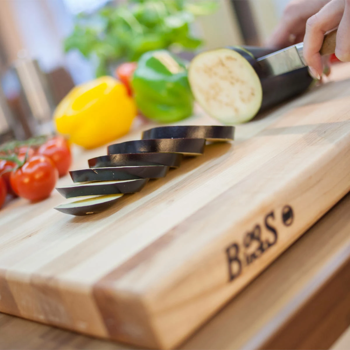 Boos Blocks Schneidebrett ChefLite, Ahorn Mit Griffmulden 46x31x3 Cm 5 Boos Blocks Schneidebrett ChefLite, Ahorn Mit Griffmulden 46x31x3 Cm – Bild 3