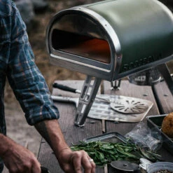 Gozney Pizzaofen Roccbox Olivgrün 12 Gozney Pizzaofen Roccbox Olivgrün -Napoleon Verkaufs-Shop gozney pizzaofen roccbox olivgruen c3ccc9fd5ae3378786a31168bd5a98ae