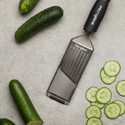 Microplane Gourmet Profi-Gemüsehobel, Schwarz -Napoleon Verkaufs-Shop mic gourmet profi gem sehobel 9c6baf9f9f981e719291fd174075531a